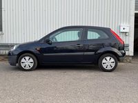 Gebraucht Ford Fiesta Basis 60 PS (44 kW) 2006 Blau Kleinwagen