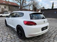 Gebraucht VW Scirocco 160 PS (117 kW) 2009 Weiß Coupé