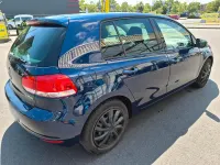 Gebraucht VW Golf VII Match 105 PS (77 kW) 2013 Blau Limousine