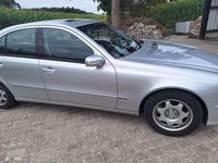 Gebraucht Mercedes E200 Classic 163 PS (119 kW) 2004 Silber Limousine