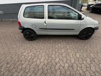Second-hand Renault Twingo 75 CP (55 kW) 2006 Gri Hatchback