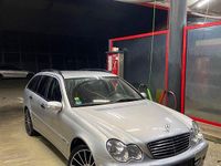 Gebraucht Mercedes C180 Classic 143 PS (105 kW) 2004 Silber Kombi