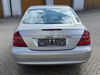 Gebraucht Mercedes E200 163 PS (119 kW) 2004 Silber Limousine