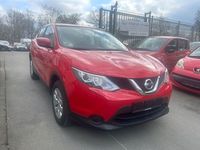 Gebraucht Nissan Qashqai Visia 116 PS (85 kW) 2015 Rot SUV