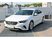 Gebraucht Opel Insignia Sport 209 PS (153 kW) 2018 Weiß Limousine