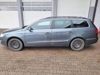 Gebraucht VW Passat Highline 122 PS (89 kW) 2010 Grau Kombi