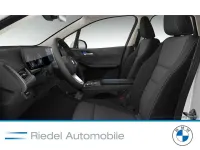 Gebraucht BMW 220 Active Tourer 170 PS (125 kW) 2025 Alpinweiß Van / Kleinbus