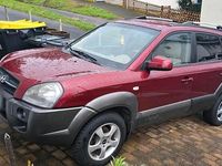 Gebraucht Hyundai Tucson 141 PS (103 kW) 2005 Rot SUV