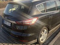Gebraucht Ford S-MAX Titanium 209 PS (153 kW) 2018 Schwarz Van / Kleinbus