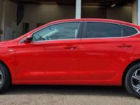 gebraucht Hyundai i30 1.5 T-GDI DCT Hybrid Fastback