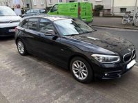 Gebraucht BMW 120 Sport Line 190 PS (139 kW) 2015 Schwarz Kleinwagen