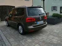 Gebraucht VW Touran 105 PS (77 kW) 2012 Braun Van / Kleinbus