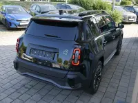 Neu Renault 4 E-Tech Iconic 77 kW (106 PS) 2026 Blackpearlschwarz SUV