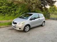 Gebraucht Toyota Yaris 68 PS (50 kW) 2008 Silber Kleinwagen