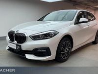Gebraucht BMW 118 Advantage 150 PS (110 kW) 2022 Mineralweiß metallic Kleinwagen