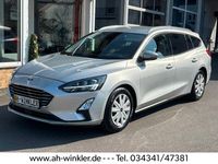 Używany Ford Focus Titanium 120 KM (88 kW) 2020 Srebrny Kombi