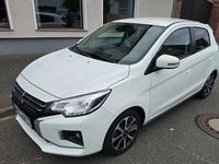 Gebraucht Mitsubishi Space Star Top 71 PS (52 kW) 2022 Weiß Limousine