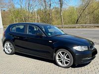 Gebraucht BMW 118 143 PS (105 kW) 2010 Schwarz Kleinwagen