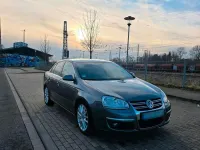 Gebraucht VW Jetta Sportline 150 PS (110 kW) 2006 Grau Limousine