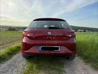 Używany Seat Leon Style 150 KM (110 kW) 2014 Czerwony Sedan/Limuzyna