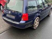 Usado VW Golf IV 116 HP (85 kW) 2002 Azul Carrinha