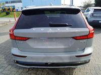 Gebraucht Volvo V60 Plus 349 PS (256 kW) 2024 Vapour grey Kombi