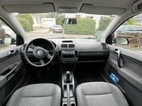 Gebraucht VW Polo Basis 75 PS (55 kW) 2003 Silber Limousine