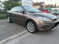Gebraucht Ford Focus Cabriolet Titanium 145 PS (106 kW) 2009 Braun Cabrio