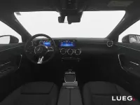 Gebraucht Mercedes A200 Progressive 163 PS (119 kW) 2025 Grau Limousine