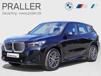 Gebraucht BMW iX1 M Sport 225 kW (306 PS) 2023 Saphirschwarz SUV