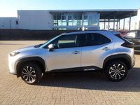 Neu Toyota Yaris Cross 131 PS (96 kW) 2025 Shimmering silver metallic SUV