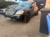 Gebraucht Mercedes ML320 224 PS (164 kW) 2006 Schwarz SUV