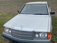 Gebraucht Mercedes 190 75 PS (55 kW) 1992 Silber Limousine
