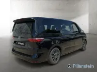 Gebraucht VW Multivan Basis 150 PS (110 kW) 2023 Schwarz Van / Kleinbus