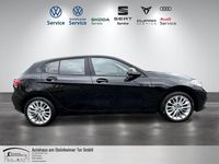 Używany BMW 120 Advantage 190 KM (139 kW) 2023 Czarny Hatchback