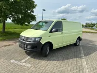Usata VW Transporter 140 CV (102 kW) 2016 Verde Furgone
