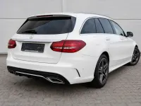 Gebraucht Mercedes C220 AMG line 194 PS (142 kW) 2019 Weiß Limousine
