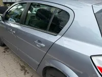 Gebraucht Opel Astra 101 PS (74 kW) 2004 Silber Limousine
