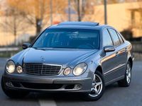 Gebraucht Mercedes E220 150 PS (110 kW) 2003 Silber Limousine