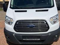 Gebraucht Ford Transit Trend 105 PS (77 kW) 2018 Weiß Van / Kleinbus