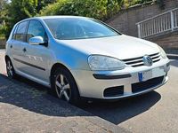 Gebraucht VW Golf V 105 PS (77 kW) 2004 Grau Limousine