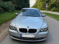 Gebraucht BMW 520 177 PS (130 kW) 2009 Silber Limousine