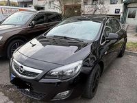 Gebraucht Opel Astra Sport 160 PS (117 kW) 2011 Limousine