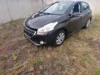 Gebraucht Peugeot 208 82 PS (60 kW) 2013 Andere farben Kleinwagen