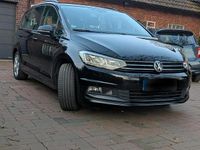 Gebraucht VW Touran 116 PS (85 kW) 2019 Schwarz Van / Kleinbus