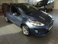 Używany Ford Fiesta Titanium 86 KM (63 kW) 2018 Niebieski Sedan/Limuzyna