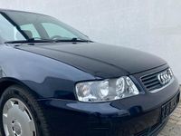 Gebraucht Audi A3 102 PS (75 kW) 2001 Blau Limousine