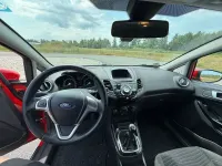 Gebraucht Ford Fiesta Titanium 82 PS (60 kW) 2014 Rot Kleinwagen