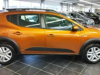 Second-hand Dacia Sandero Expression 91 CP (66 kW) 2025 Portocaliu Hatchback