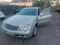 Gebraucht Mercedes E200 146 PS (107 kW) 2003 Silber Limousine